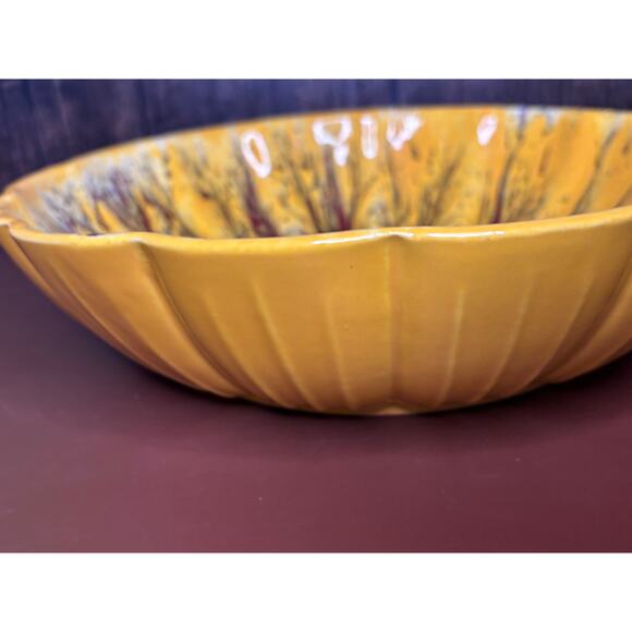 Large Vintage McCoy Pottery Sunflower Serving Bowl 11" Yellow Red Black - Picture 7 of 10